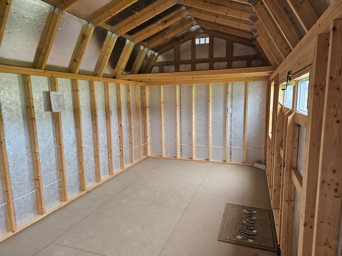 10x20 - Lofted Low Wall