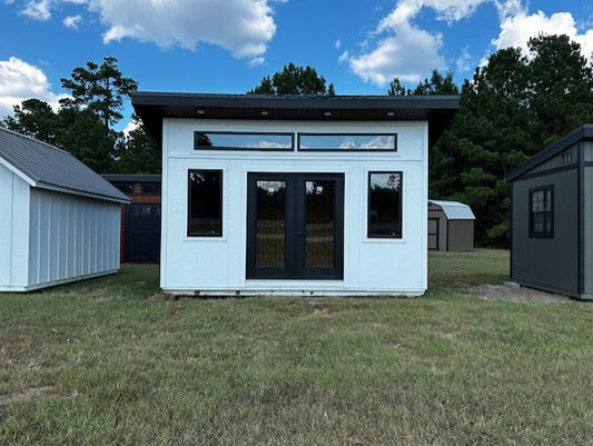 10x16 - Studio High Wall